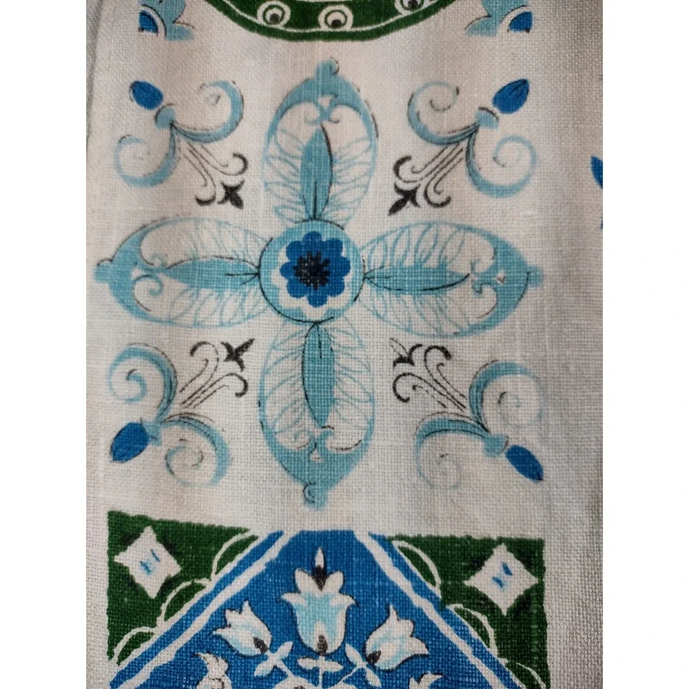 Vtg linen tea towel  15.5